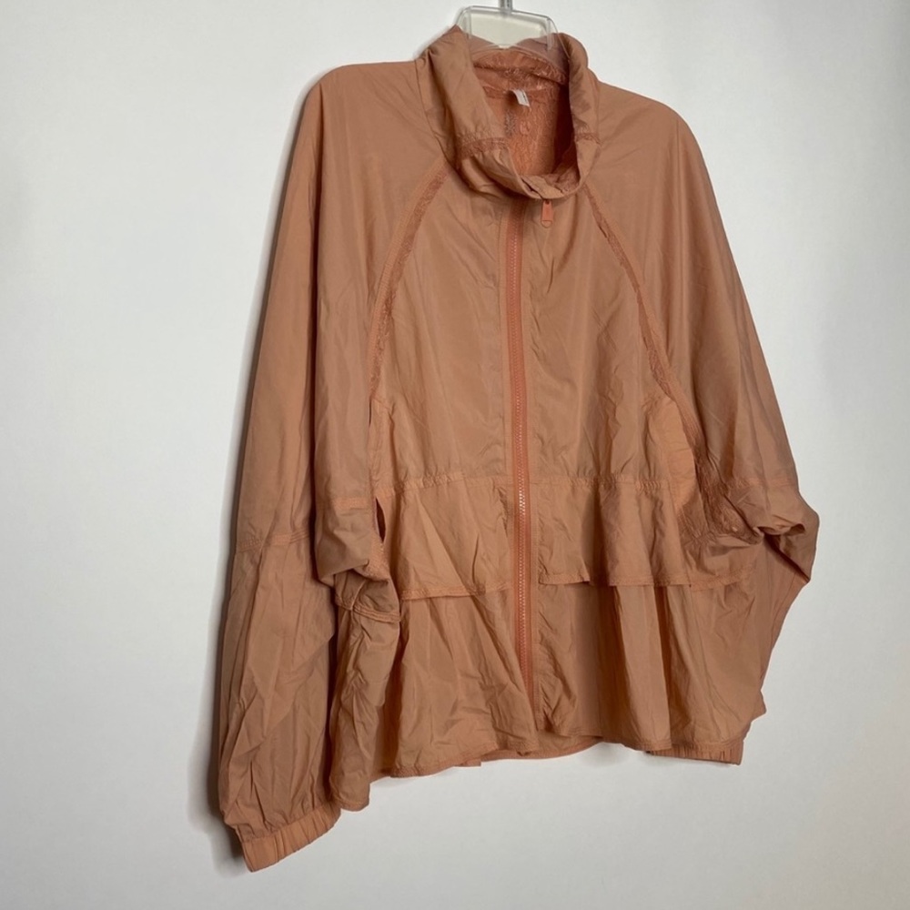 Free People Movement Namaslay Jacket M NWOT - Picture 8 of 16